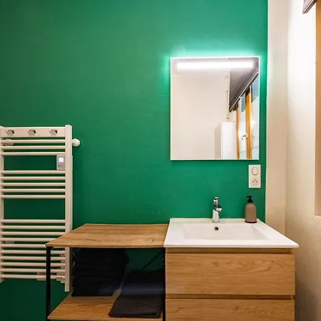 Le Dormeur Du Val Apartment